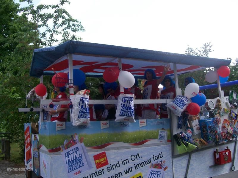 Schützenfest-Montag Bunter Umzug – Bild 135 von 146