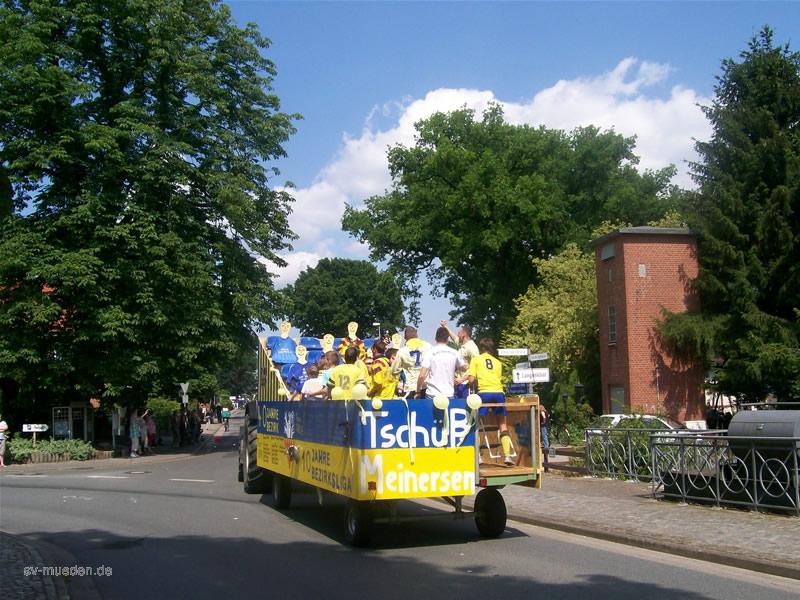Schützenfest-Montag Bunter Umzug – Bild 132 von 146