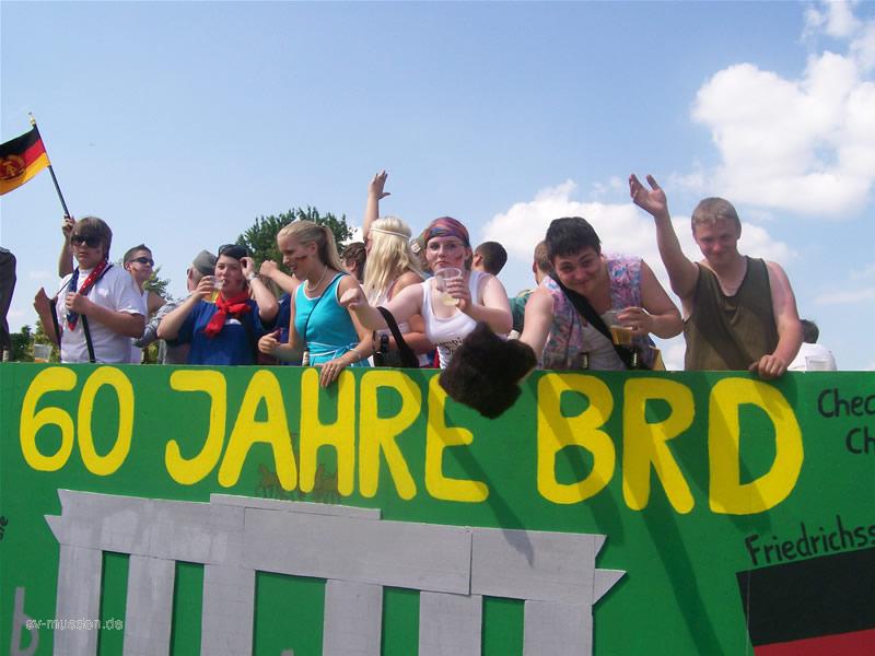 Schützenfest-Montag Bunter Umzug – Bild 122 von 146