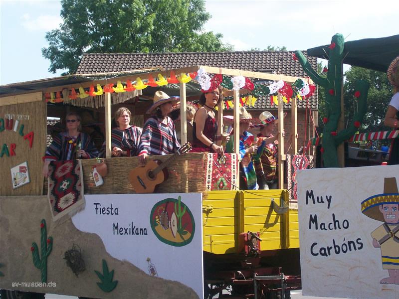 Schützenfest-Montag Bunter Umzug – Bild 99 von 146