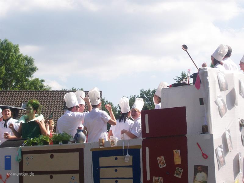 Schützenfest-Montag Bunter Umzug – Bild 91 von 146