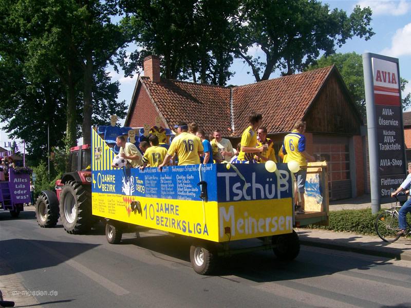 Schützenfest-Montag Bunter Umzug – Bild 100 von 146