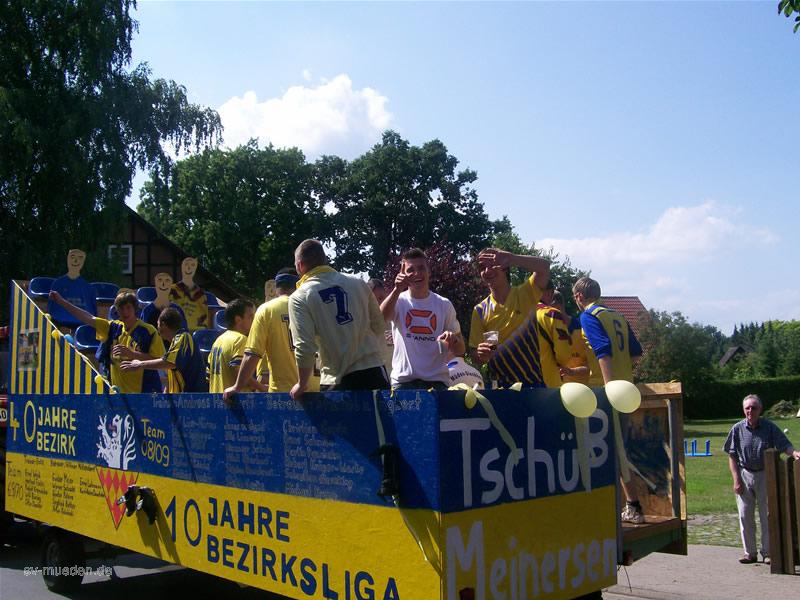 Schützenfest-Montag Bunter Umzug – Bild 94 von 146
