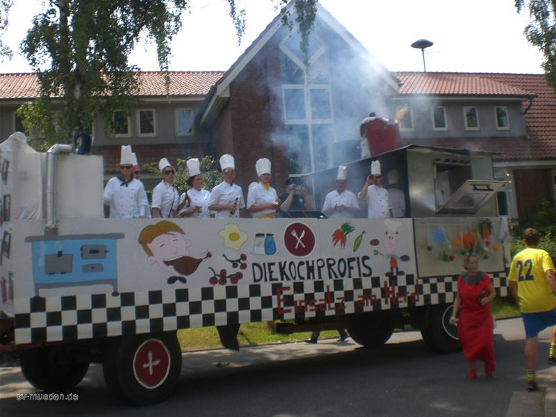Schützenfest-Montag Bunter Umzug – Bild 48 von 146