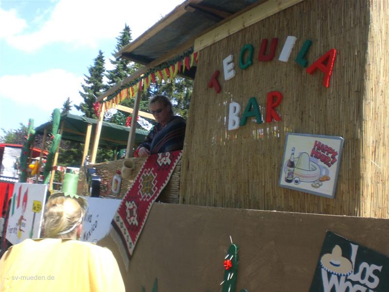 Schützenfest-Montag Bunter Umzug – Bild 38 von 146