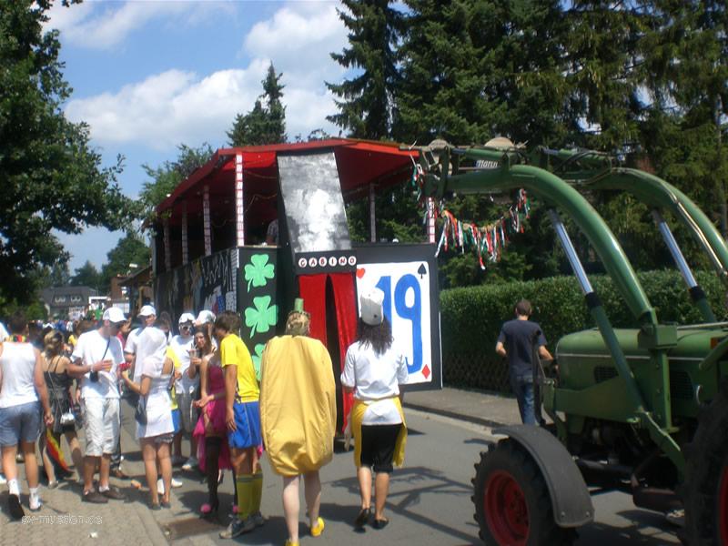 Schützenfest-Montag Bunter Umzug – Bild 44 von 146