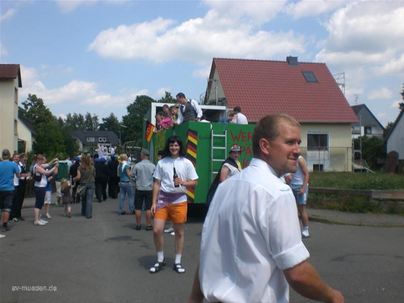 Schützenfest-Montag Bunter Umzug – Bild 37 von 146
