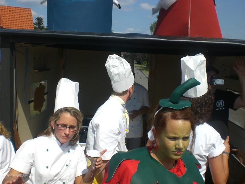 Schützenfest-Montag Bunter Umzug – Bild 12 von 146