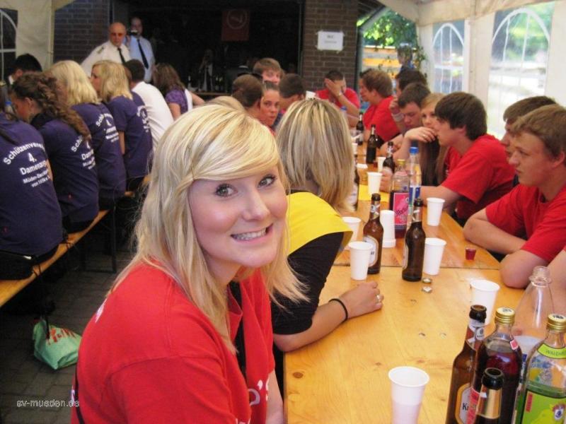 Schützenfest Freitag 2010 – Bild 5 von 18