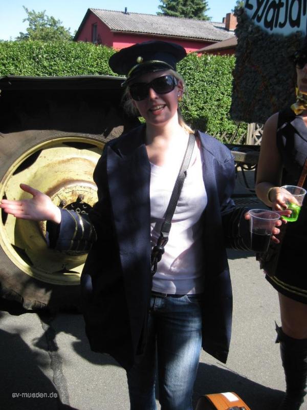 Schützenfest Montag 2010 – Bild 1 von 169