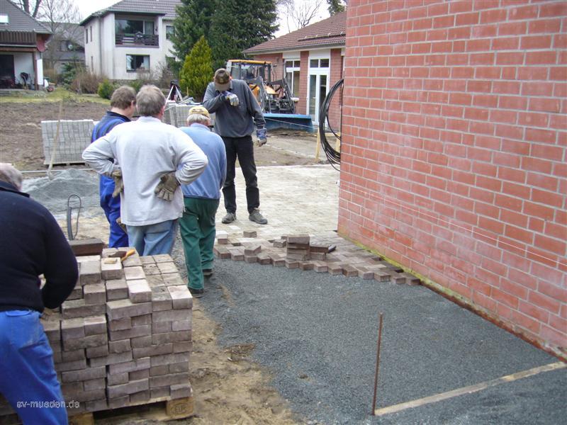 Pflasterarbeiten am Schießsportzentrum (3. Akt) – Bild 34 von 61