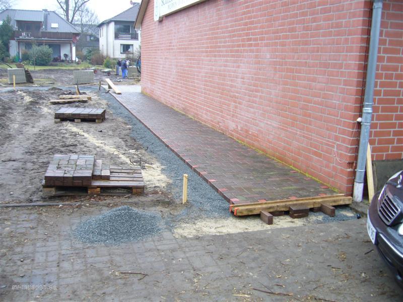 Pflasterarbeiten am Schießsportzentrum (3. Akt) – Bild 29 von 61