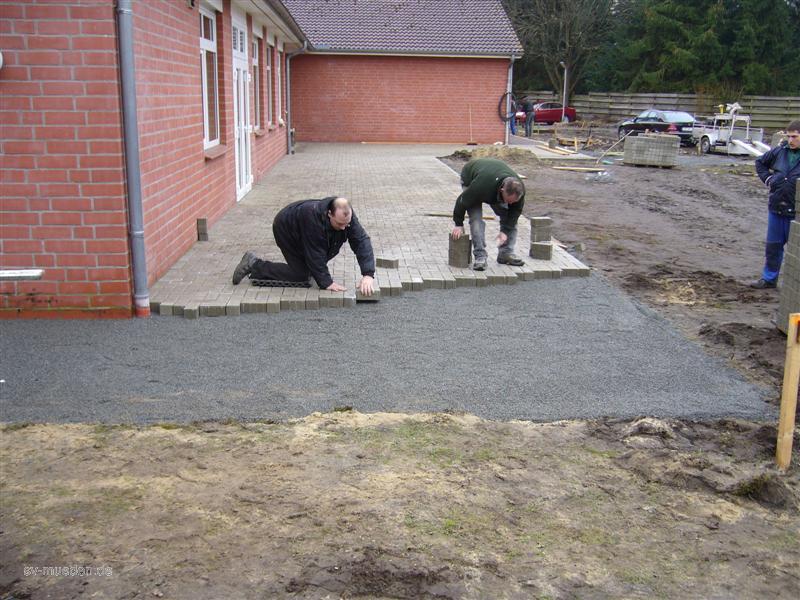 Pflasterarbeiten am Schießsportzentrum (3. Akt) – Bild 12 von 61