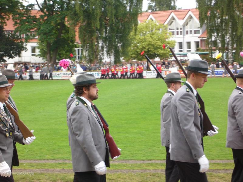 Schützenfest-Sonntag 2009 – Bild 1 von 106