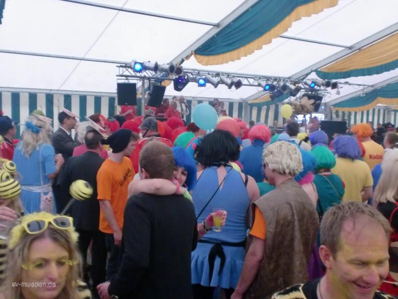 Schützenfest 2012 Montag Bunter Umzug – Bild 151 von 259