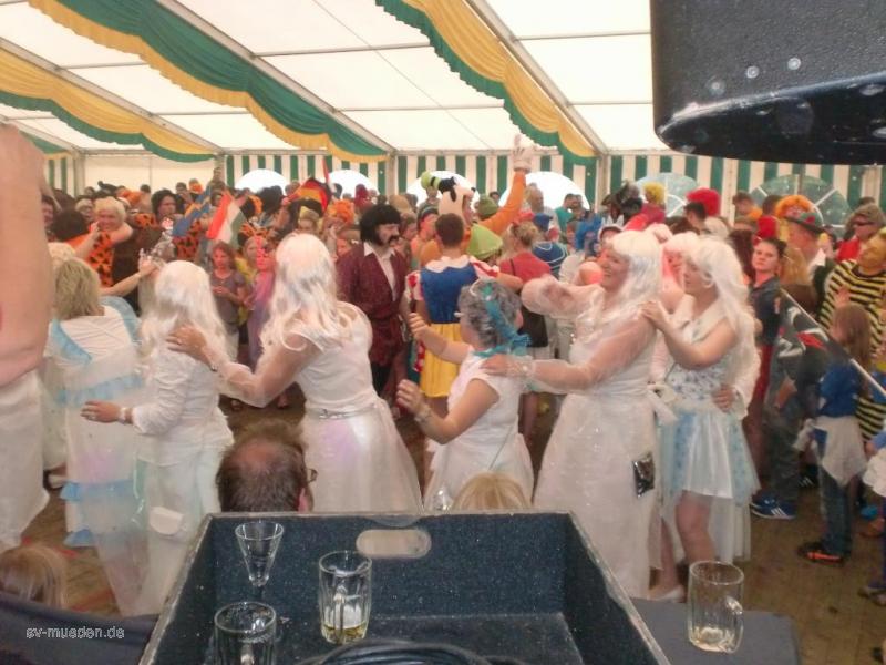 Schützenfest 2012 Montag Bunter Umzug – Bild 113 von 259