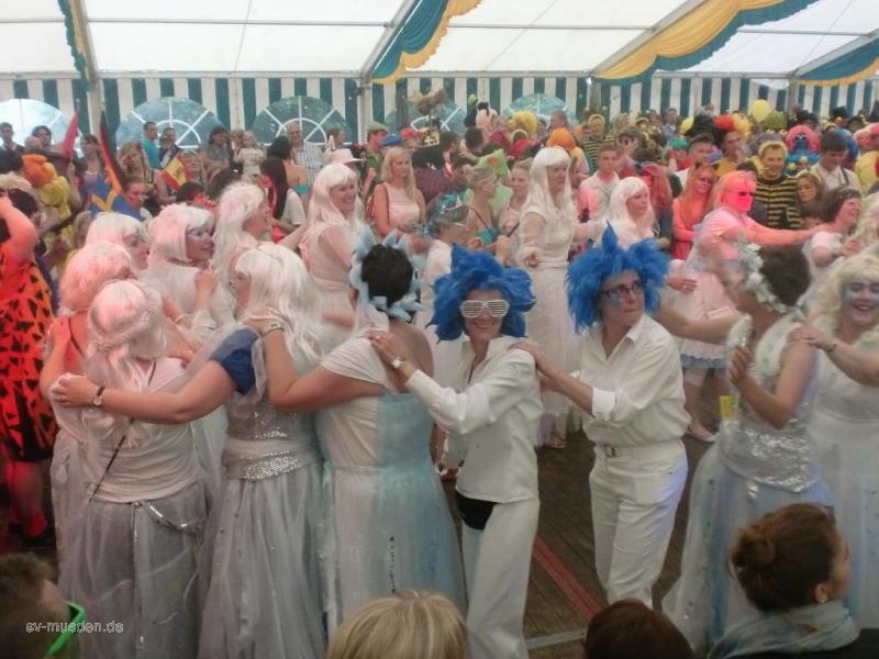 Schützenfest 2012 Montag Bunter Umzug – Bild 119 von 259