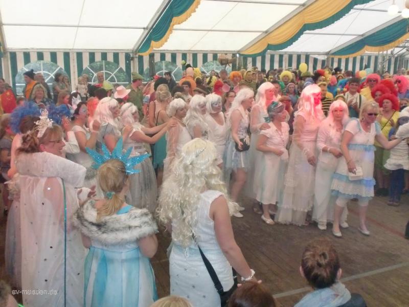 Schützenfest 2012 Montag Bunter Umzug – Bild 120 von 259