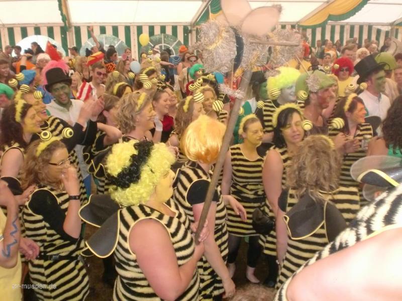 Schützenfest 2012 Montag Bunter Umzug – Bild 54 von 259