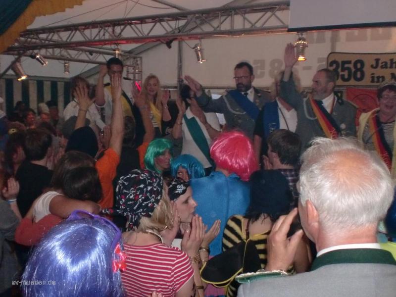 Schützenfest 2012 Montag Bunter Umzug – Bild 32 von 259
